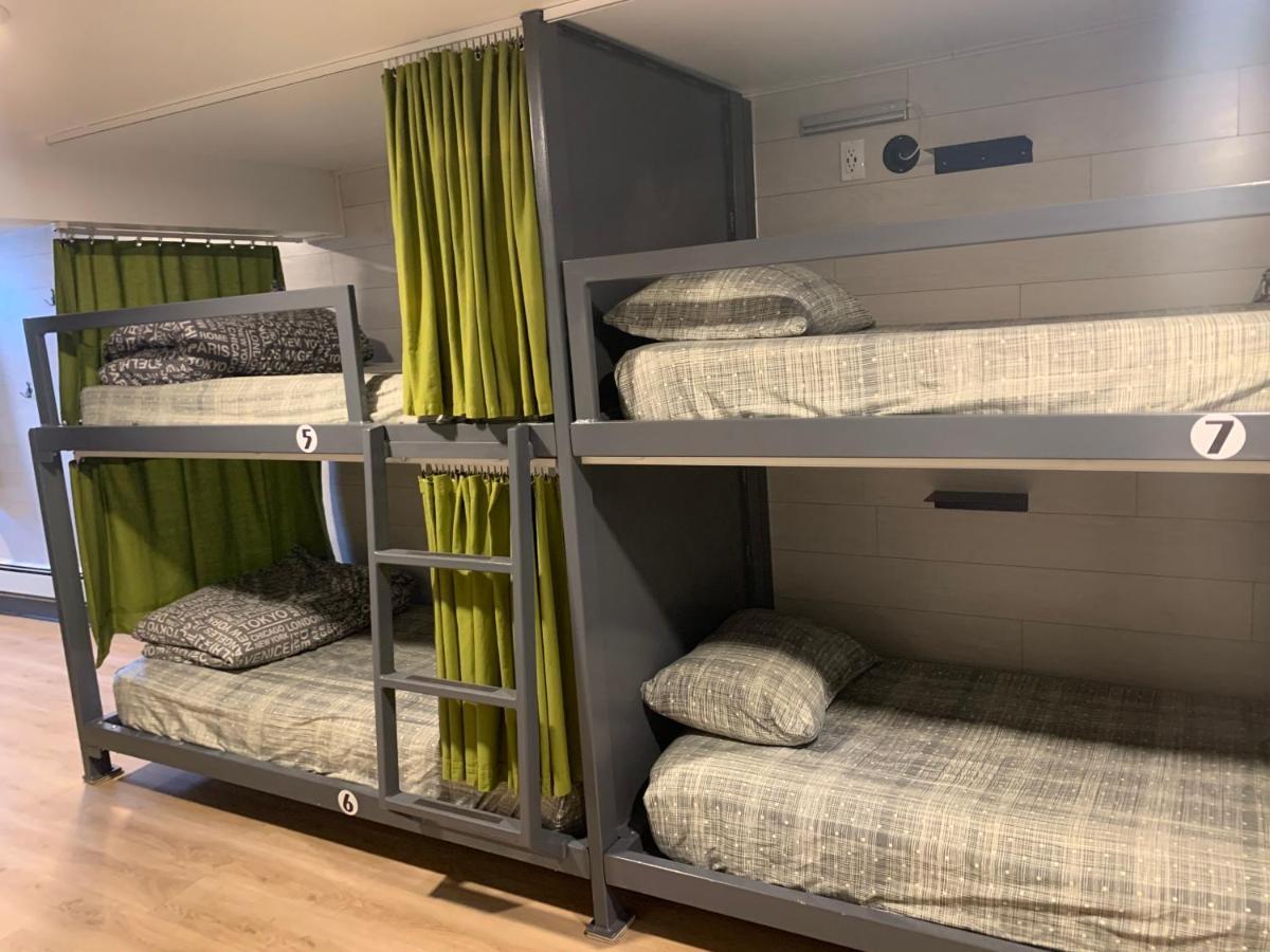 Jasper Downtown Hostel Bagian luar foto