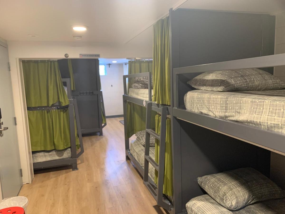 Jasper Downtown Hostel Bagian luar foto