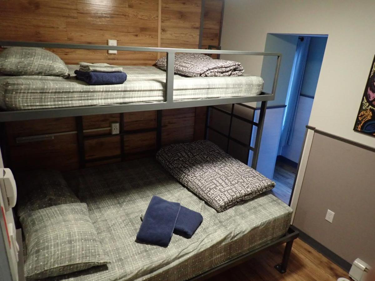 Jasper Downtown Hostel Bagian luar foto